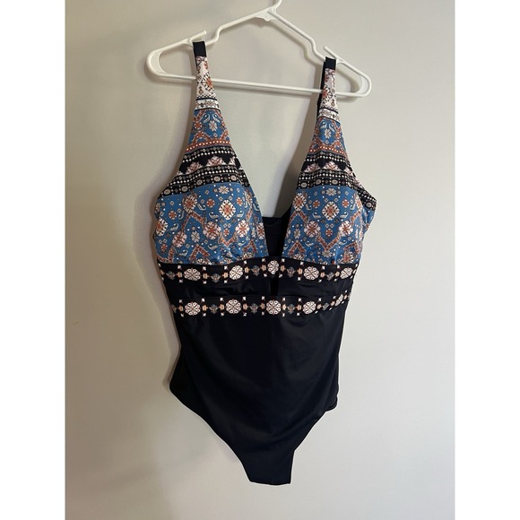 SwimsuitsForAll Other - Swimsuits For All Womens Sz 24 Padded One Piece Swimsuit Slimming Boho NWOT